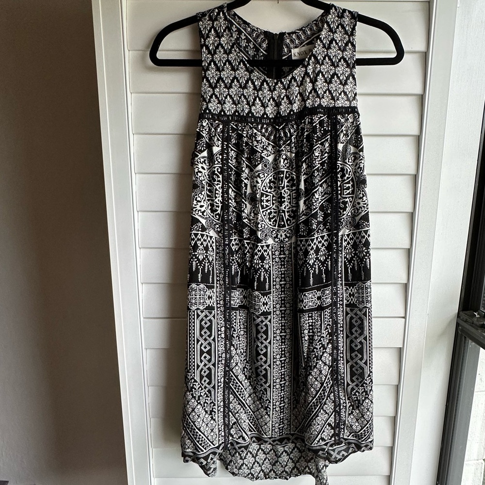 Knox Rose Black and White Geometric Mini Dress